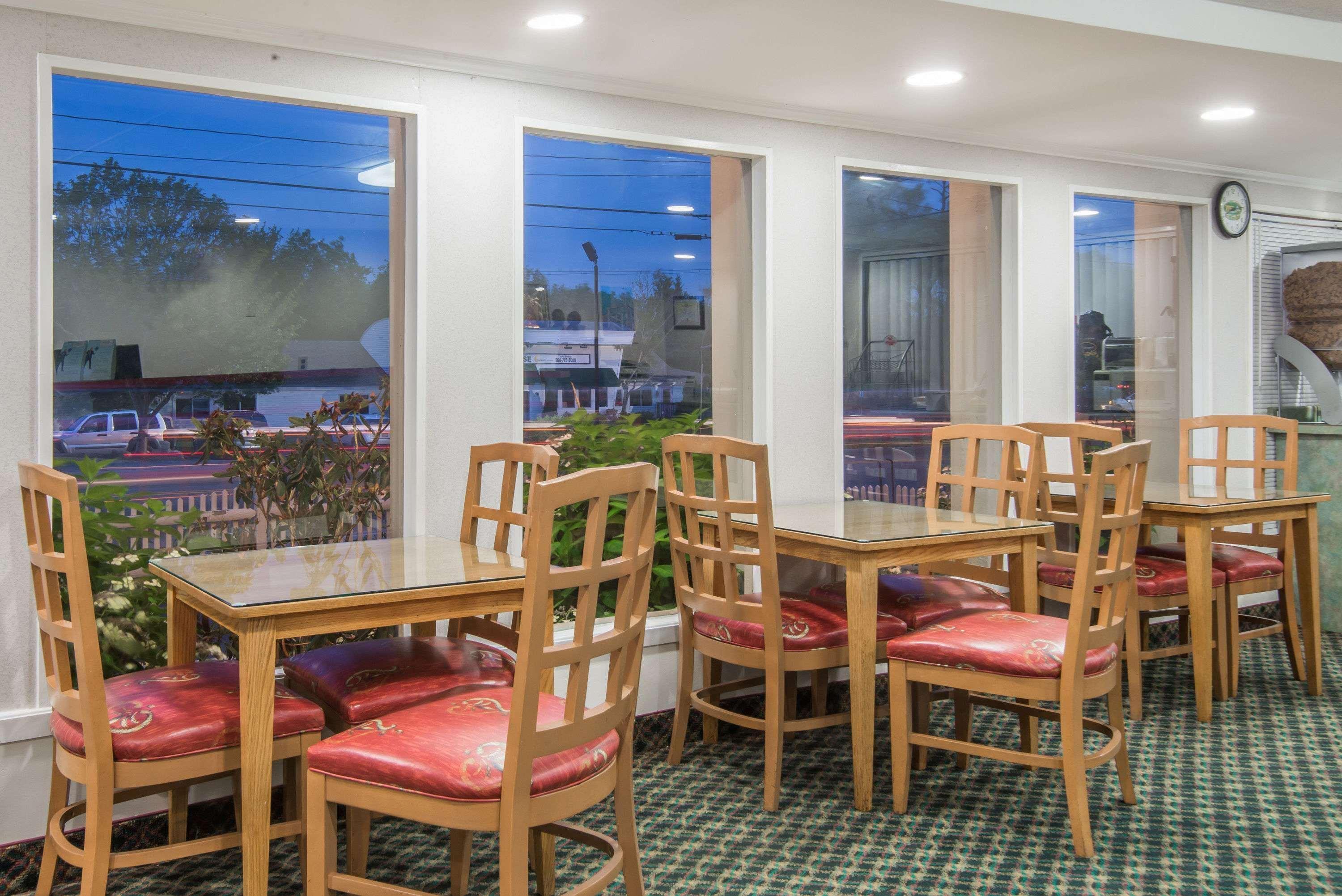 Relax Inn Cape Cod West Yarmouth Hyannis Ngoại thất bức ảnh